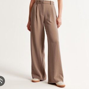 Abercrombie and Fitch Harper Tailored Pant
